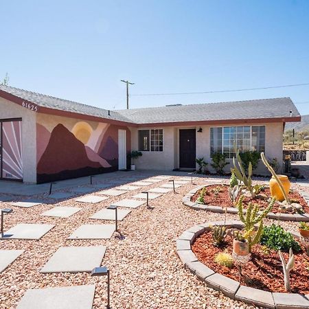 Willa Hot Tub, Games, King Bed, Fire Pit, Bbq Grill, Minutes From National Park And Views Joshua Tree Zewnętrze zdjęcie