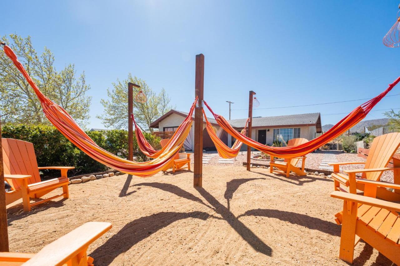 Willa Hot Tub, Games, King Bed, Fire Pit, Bbq Grill, Minutes From National Park And Views Joshua Tree Zewnętrze zdjęcie
